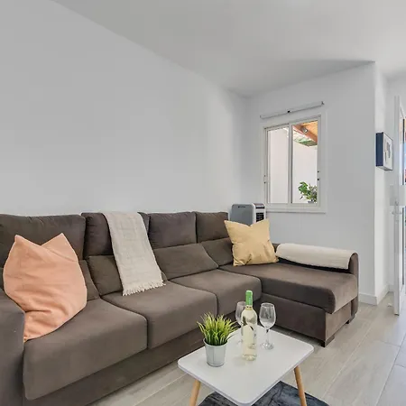 Apartment Home2book Vibrant Stay, Pool & Terrace *